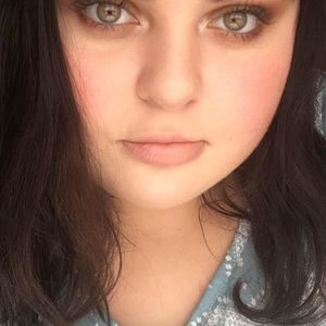 Meet your Posher, Hannah marie